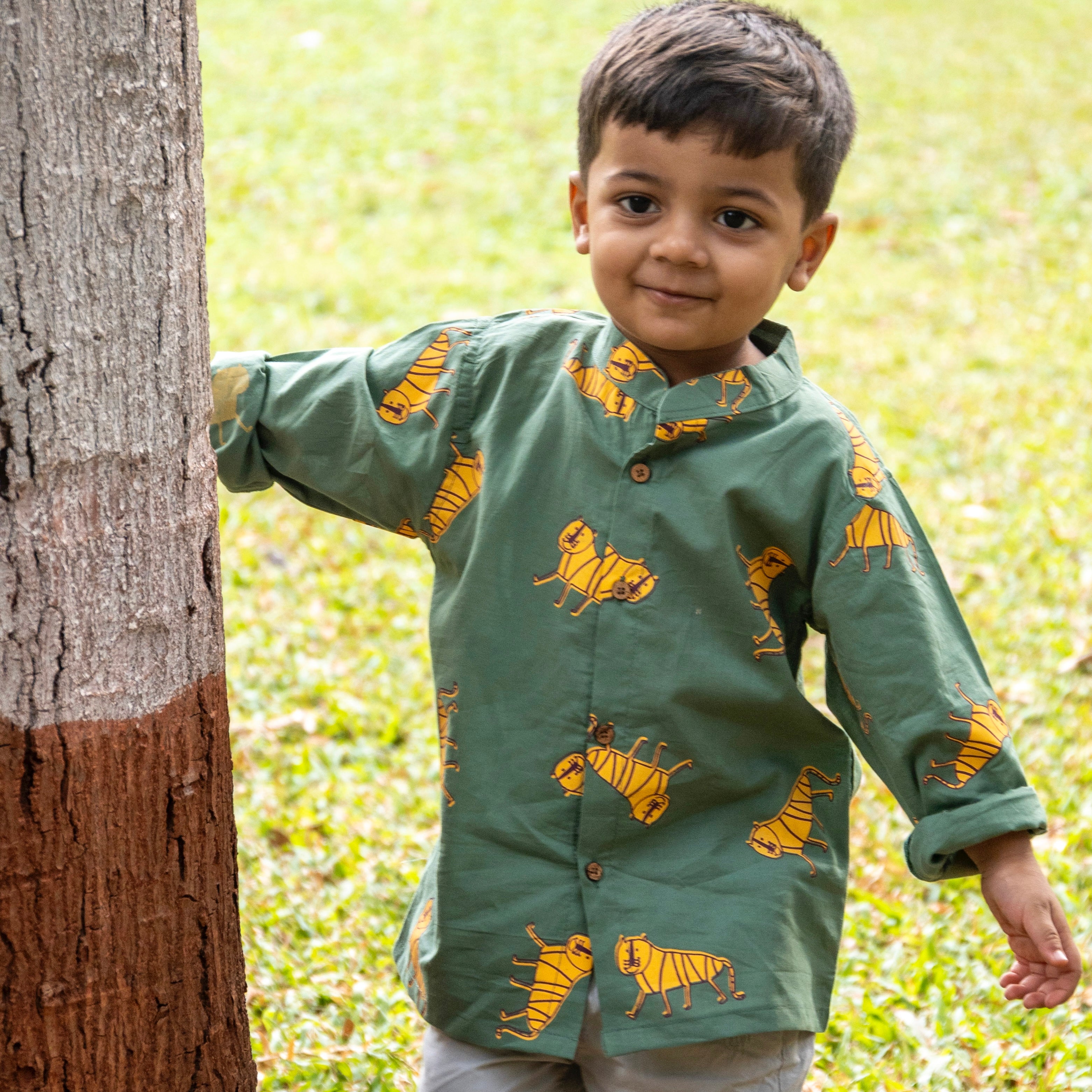 ‘An Ambush of Tigers’ Chinese Collar Gender Neutral Shirt