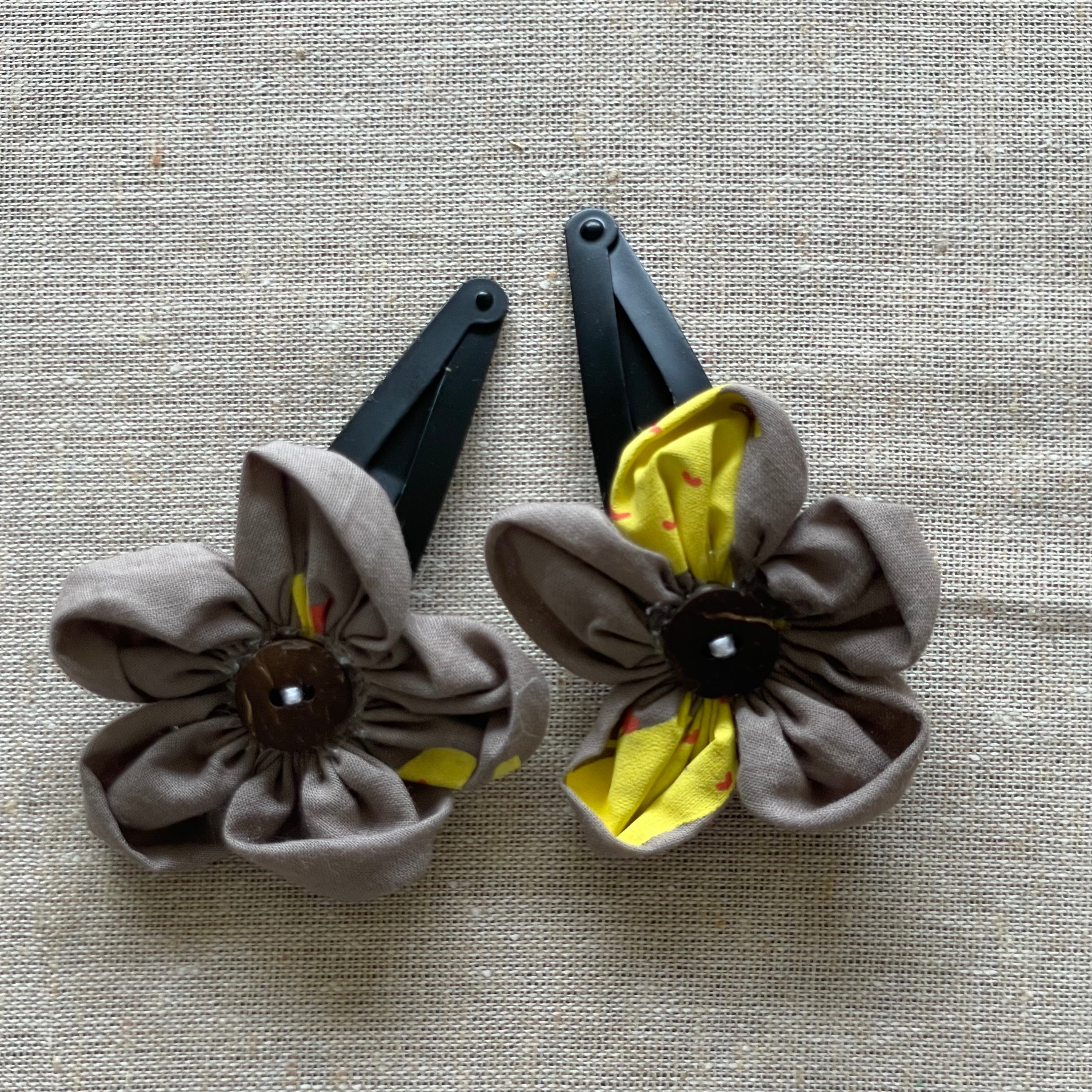 Wildflower Hair Grips in colour base -Round edged (set 0f 2 clips)