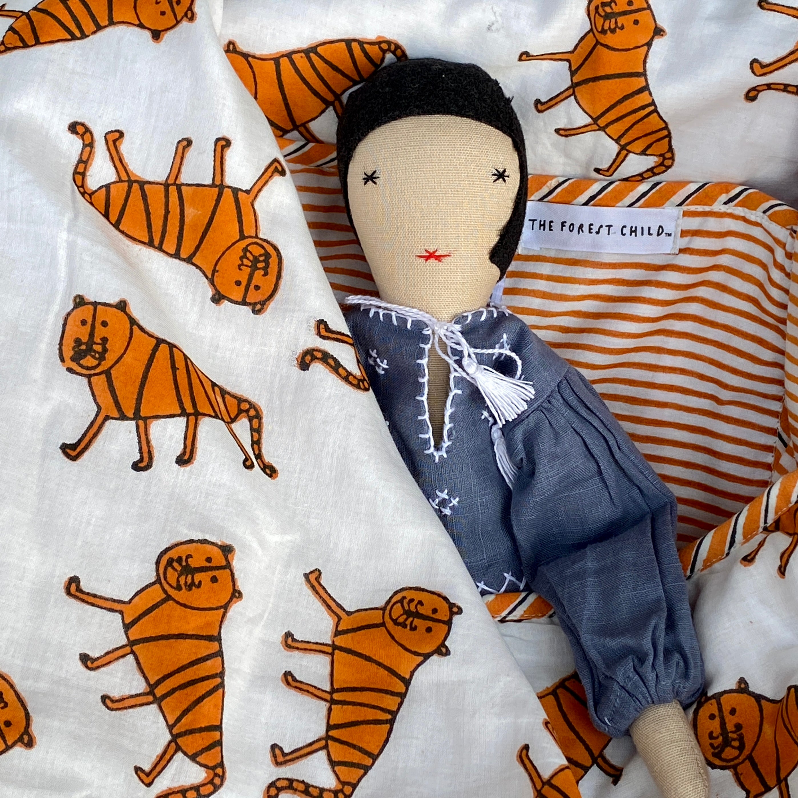 'An Ambush of Tigers' Blanket