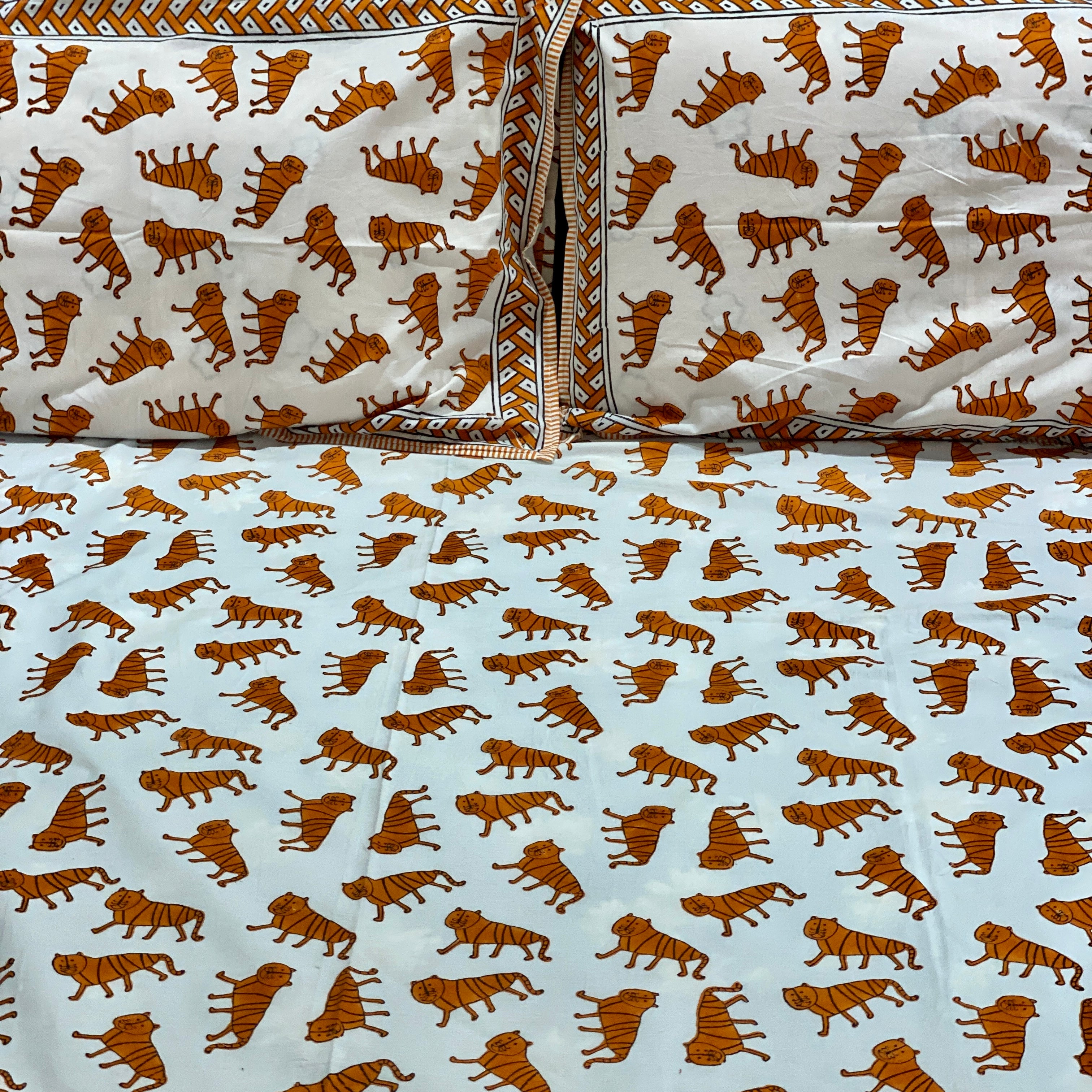 'An Ambush of Tigers' Bedsheet